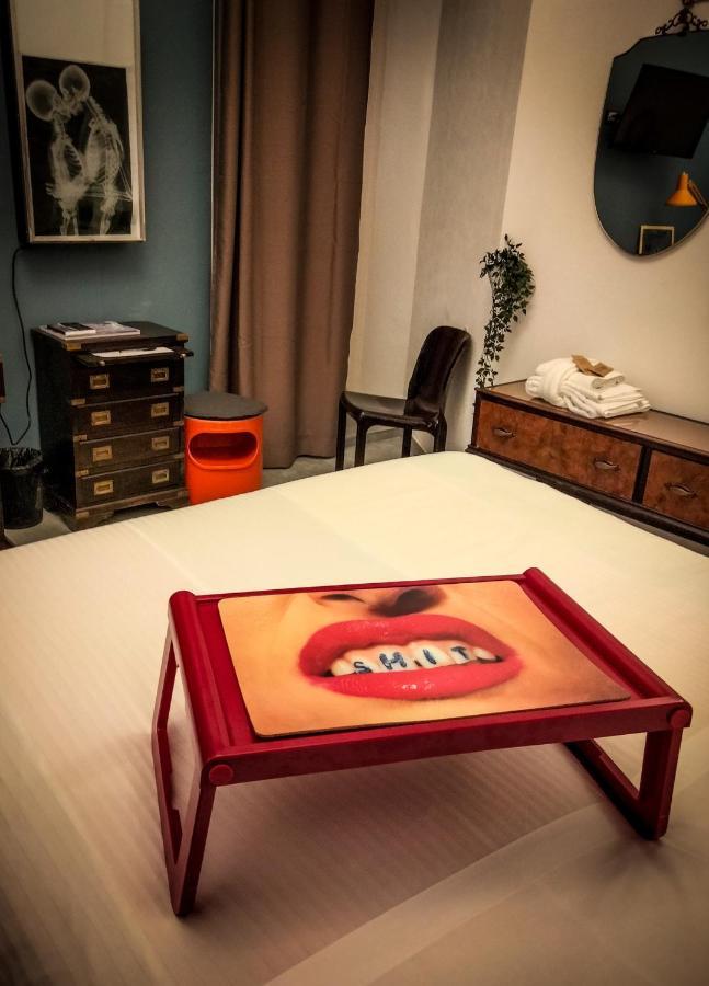 Mr Square Apartment คาตาเนีย ภายนอก รูปภาพ