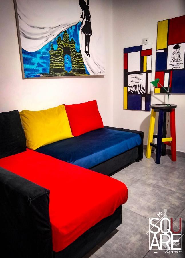 Mr Square Apartment คาตาเนีย ภายนอก รูปภาพ