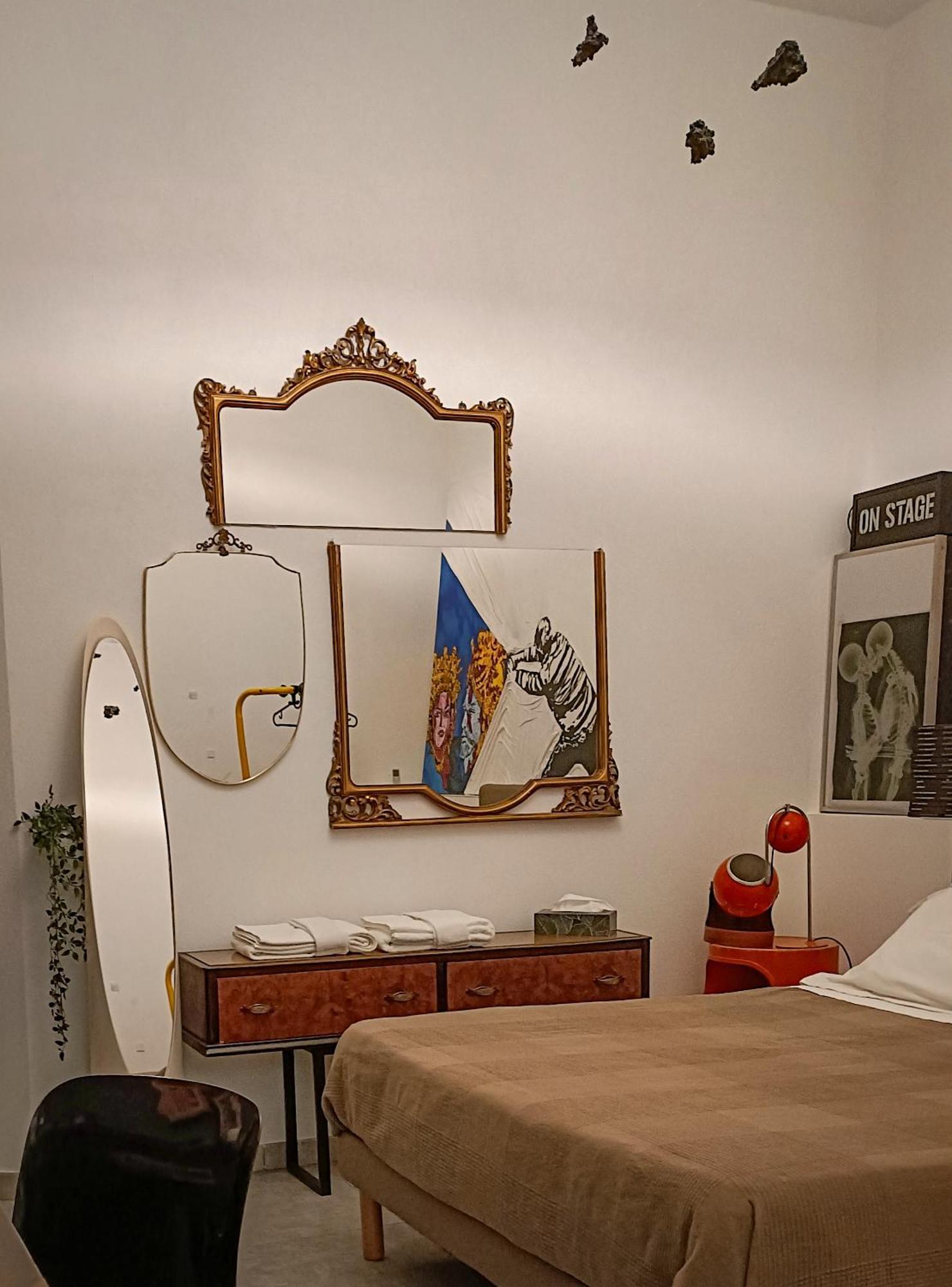 Mr Square Apartment คาตาเนีย ภายนอก รูปภาพ